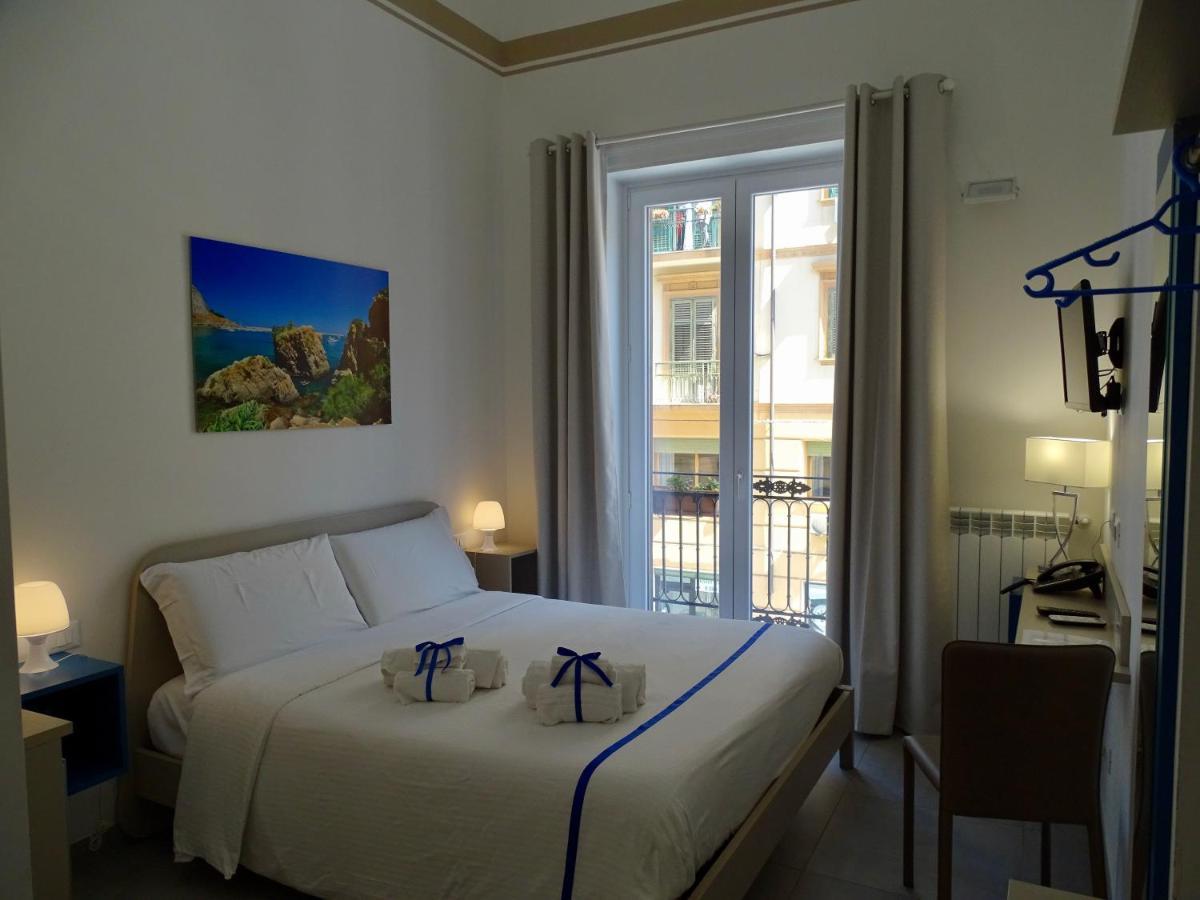 Le Quattro Stagioni - Rooms & Suites Palermo Exterior photo