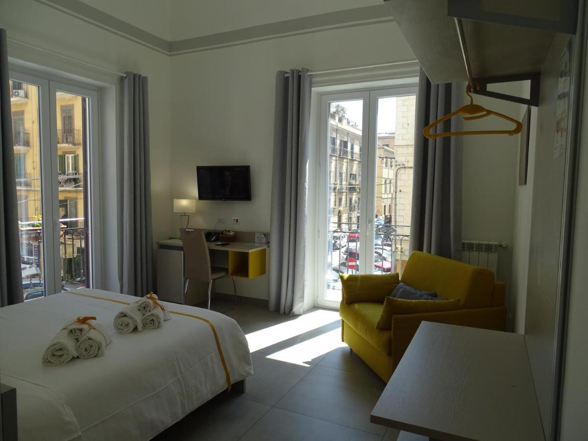 Le Quattro Stagioni - Rooms & Suites Palermo Exterior photo