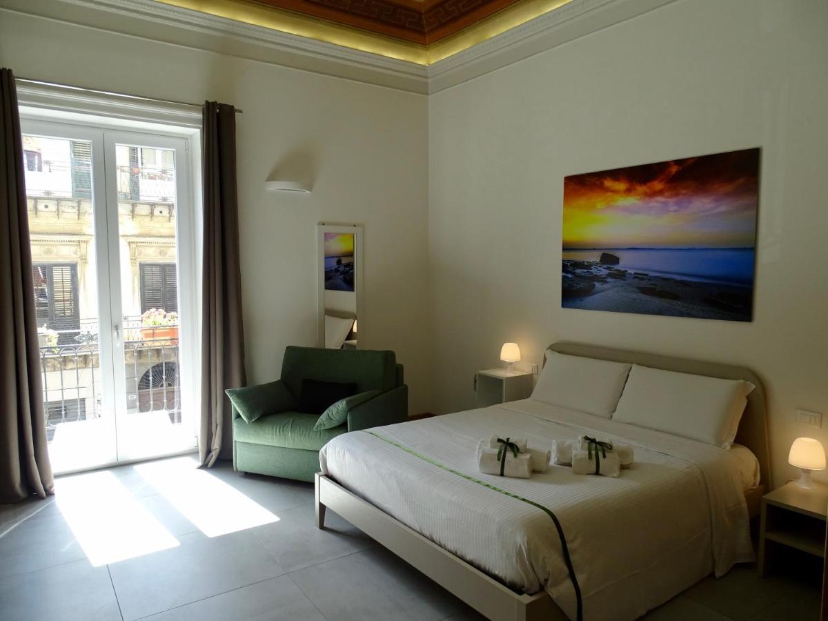 Le Quattro Stagioni - Rooms & Suites Palermo Exterior photo